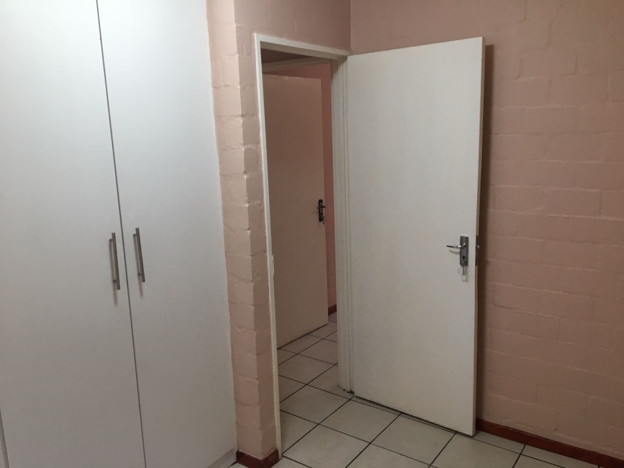 To Let 2 Bedroom Property for Rent in West Riding Western Cape